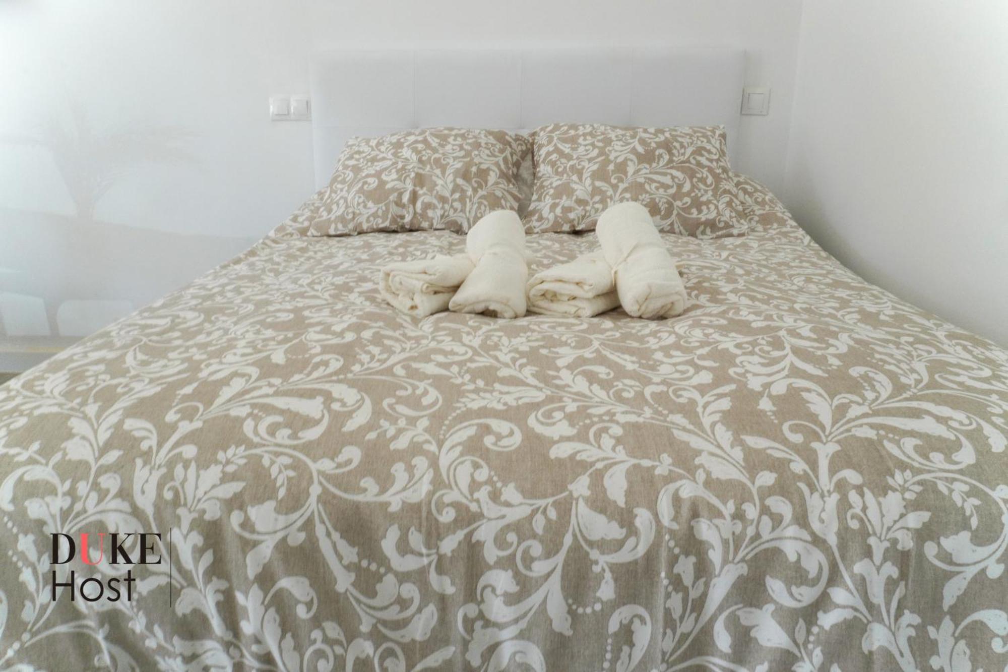 Casa De Huespedes Carabanchel1 Otel Madrid Dış mekan fotoğraf
